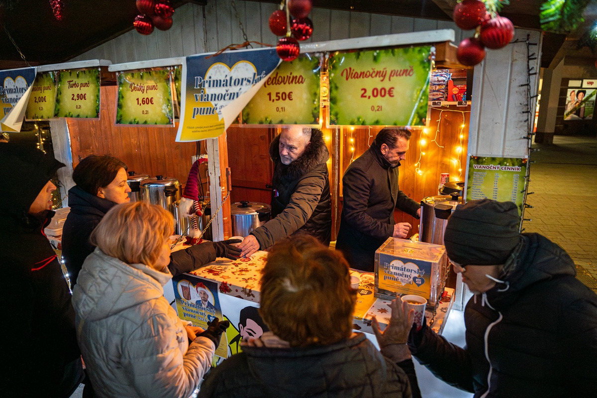 FOTO: Primátorský punč sa tešil veľkej návštevnosti, foto 8
