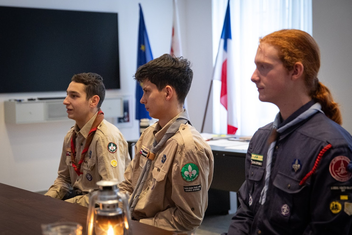 FOTO: Betlehemské svetlo skauti odovzdali primátorovi aj tento rok, foto 27