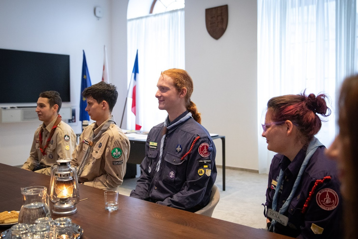 FOTO: Betlehemské svetlo skauti odovzdali primátorovi aj tento rok, foto 28