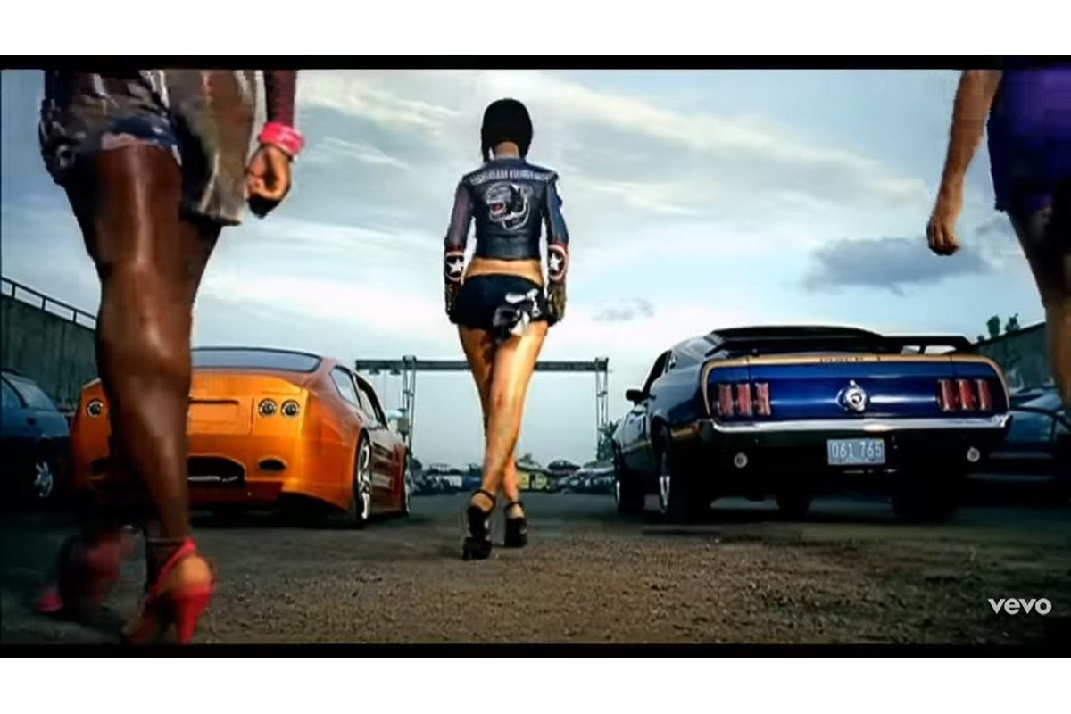 FOTO: Auto z Brezna použili vo videoklipe Rihanny, foto 5