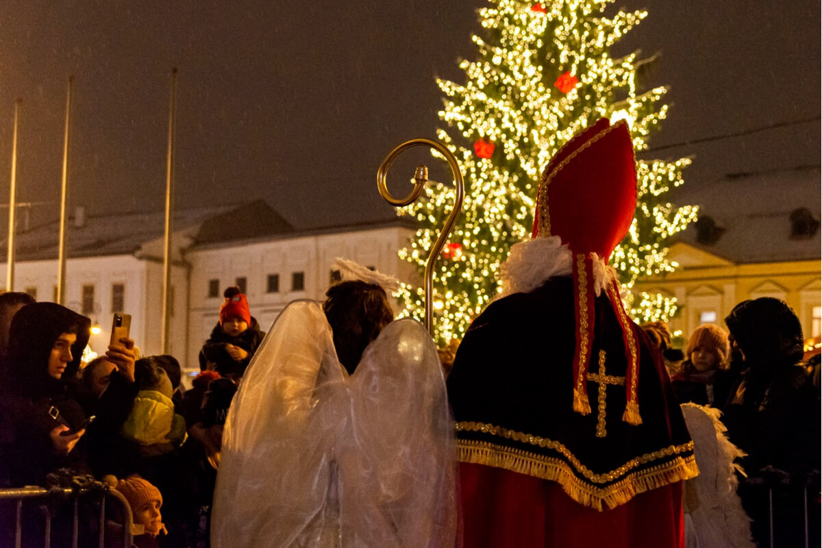 FOTO: Novinka počas Vianoc v Banskej Bystrici prispela k čistejšiemu mestu, foto 7