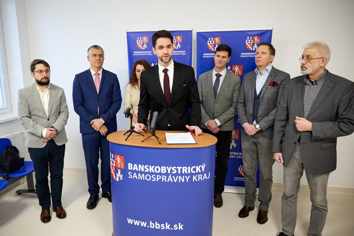 FOTO: V Bystrici otvorili novú ambulanciu pre diabetikov. Ročne pribúda 20-tisíc pacientov s týmto ochorením, foto 4