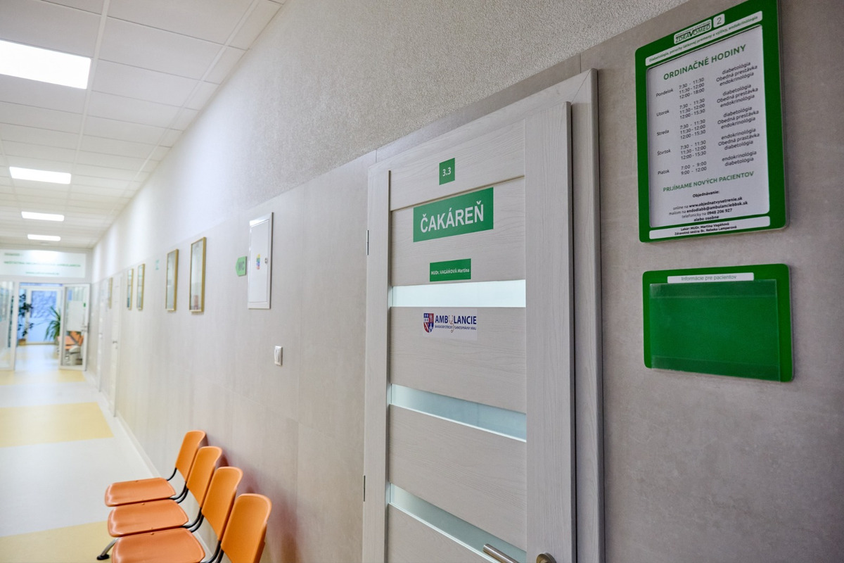 FOTO: V Bystrici otvorili novú ambulanciu pre diabetikov. Ročne pribúda 20-tisíc pacientov s týmto ochorením, foto 5
