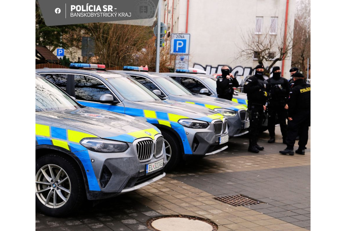 FOTO: FOTO: Derby medzi Banskou Bystricou a Zvolenom očami polície, foto 9