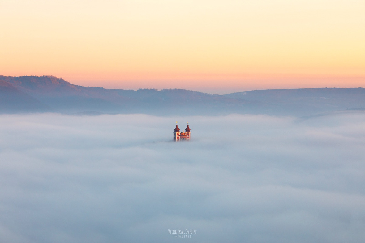FOTO: Fotograf Daniel zachytáva čarovné chvíle Banskej Štiavnice. Hmla a svetlo tvoria v jeho tvorbe magické scenérie, foto 3