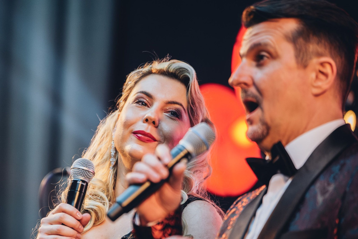 FOTO: V Banskej Bystrici sa plesalo. Radvančania si užili veľkolepý ples, nechýbal ani Lukáš Adamec, foto 26