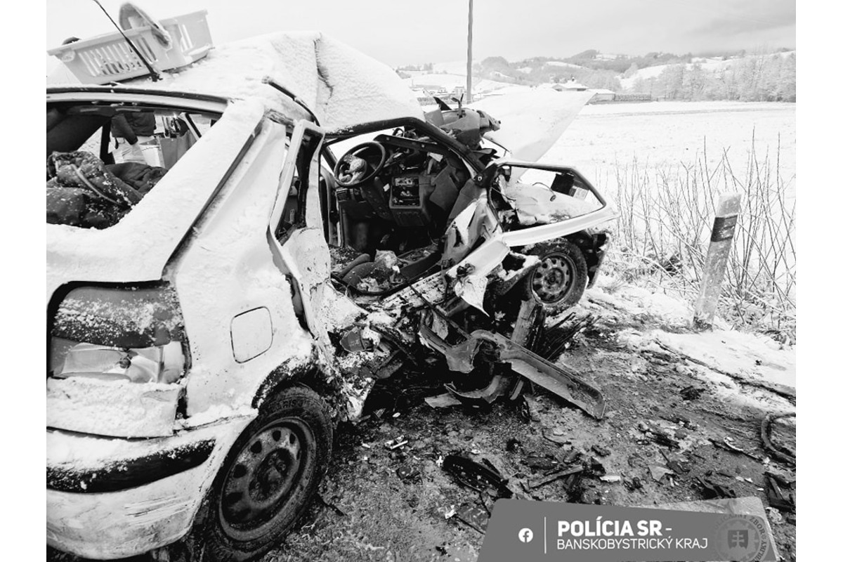 FOTO:  Tragická nehoda v Korytárkach a smrť muža z Felície vyvoláva otázky. Mohla za tragédiu najmä neupravená vozovka?, foto 1