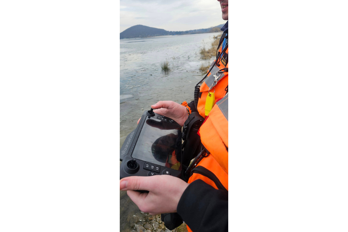 FOTO: Nezvestného muža z Divína našli utopeného vo vodnej nádrži Ružiná, foto 5