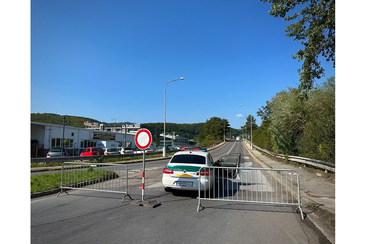 FOTO: Na most v Kremničke si Bystričania ešte počkajú, foto 22