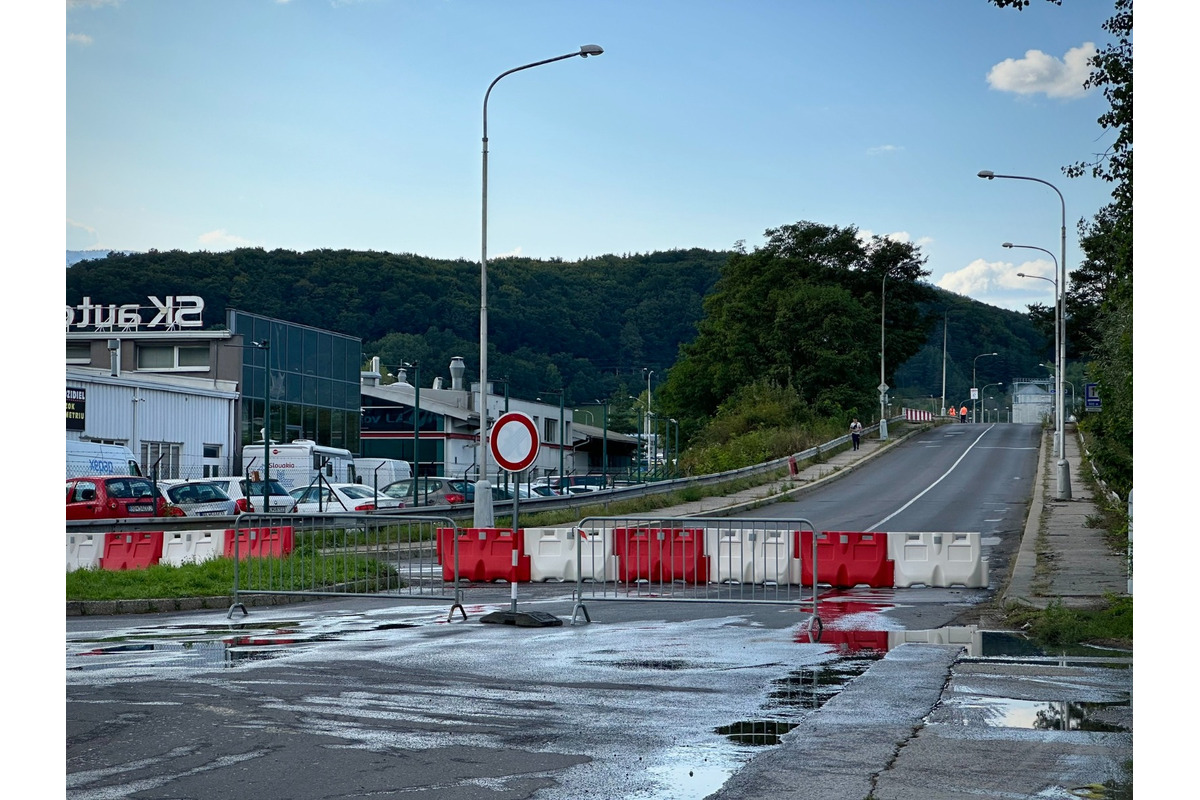 FOTO: Na most v Kremničke si Bystričania ešte počkajú, foto 23