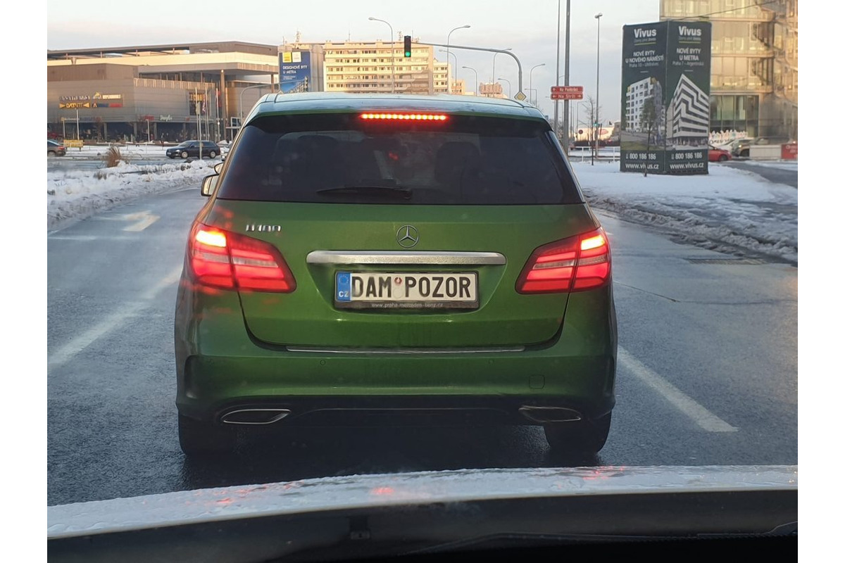 FOTO: Najvtipnejšie ŠPZ na Slovensku? Internet sa baví kreativitou vodičov, foto 5