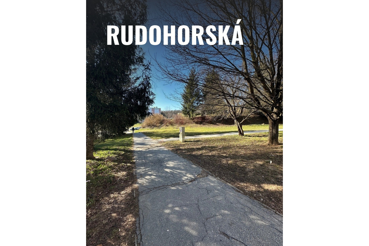 FOTO: Chodníky v Banskej Bystrici prejdú rozsiahlou rekonštrukciou, foto 16