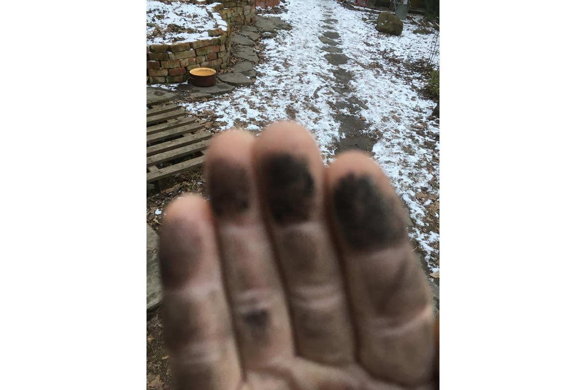 FOTO: Čierna sadza vo Zvolene naďalej znečisťuje mesto, foto 11