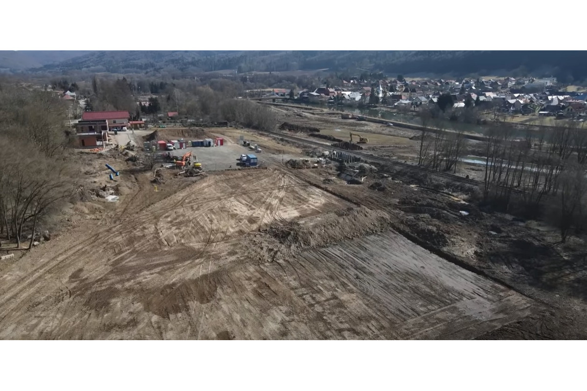 FOTO: Pri Bystrici prebiehajú prípravné stavebné práce, foto 4