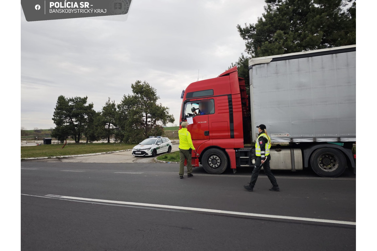 FOTO: Na hraničných priechodoch si dajte pozor na dekontaminačné brody, foto 2