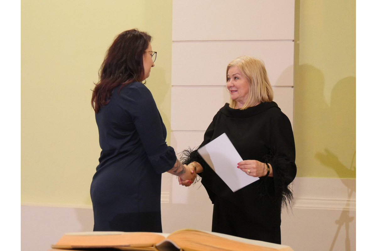 FOTO: Mesto Lučenec ocenilo pedagogičky pri príležitosti Dňa učiteľov, foto 9