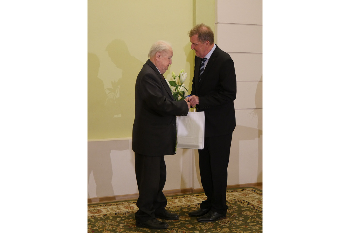 FOTO: Mesto Lučenec ocenilo pedagogičky pri príležitosti Dňa učiteľov, foto 13