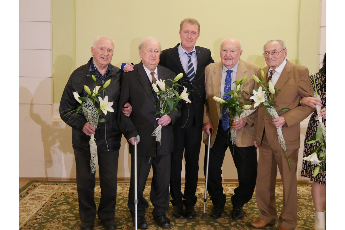 FOTO: Mesto Lučenec ocenilo pedagogičky pri príležitosti Dňa učiteľov, foto 28