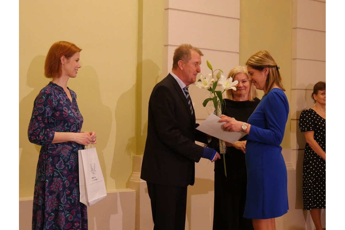 FOTO: Mesto Lučenec ocenilo pedagogičky pri príležitosti Dňa učiteľov, foto 38