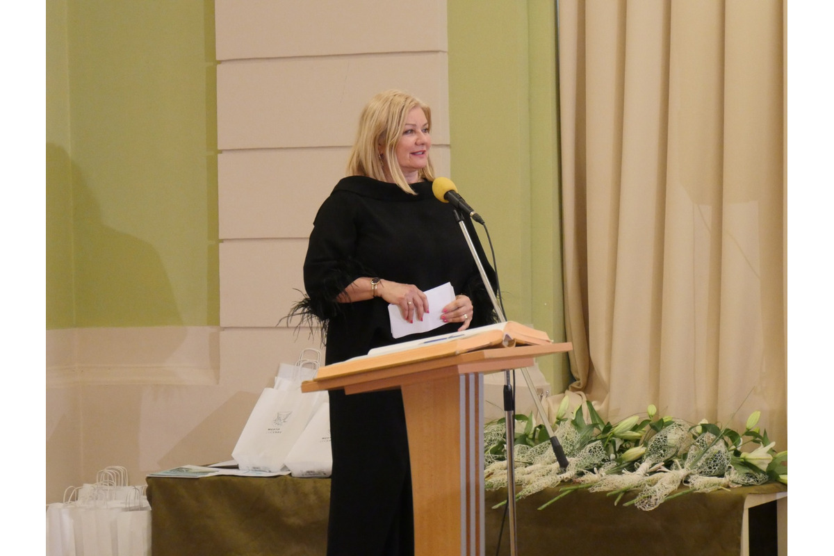 FOTO: Mesto Lučenec ocenilo pedagogičky pri príležitosti Dňa učiteľov, foto 39