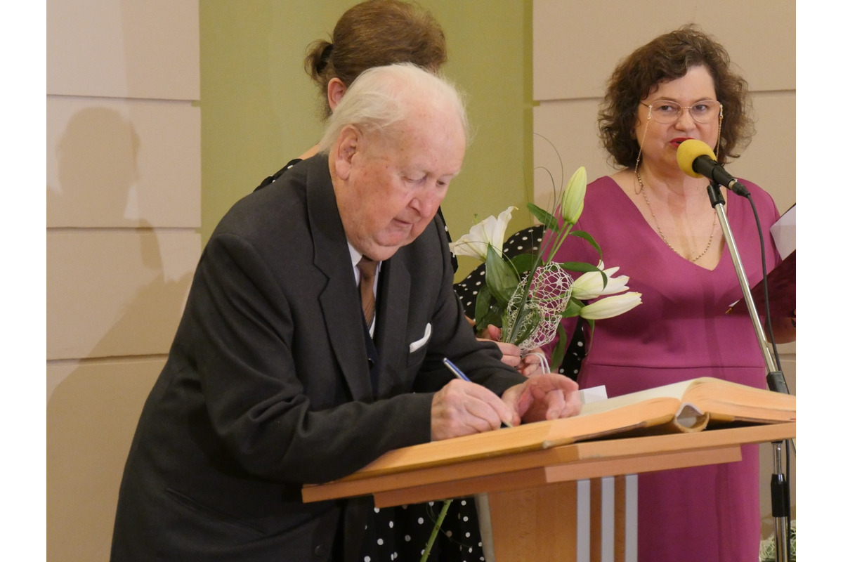 FOTO: Mesto Lučenec ocenilo pedagogičky pri príležitosti Dňa učiteľov, foto 41