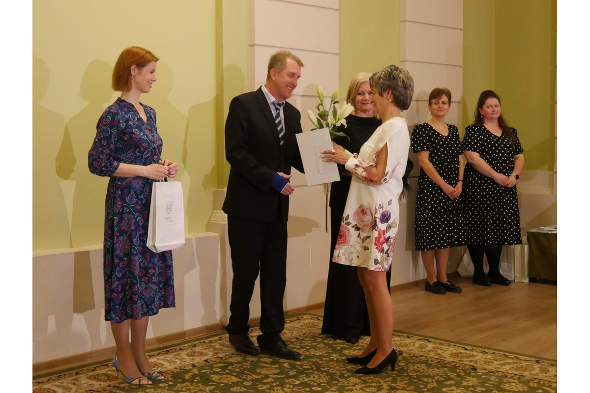 FOTO: Mesto Lučenec ocenilo pedagogičky pri príležitosti Dňa učiteľov, foto 60