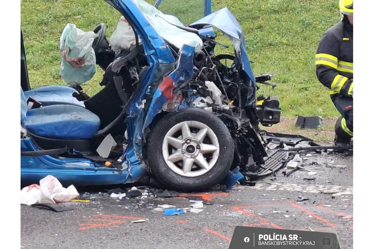 FOTO: FOTO: Čelná zrážka pri Žiari nad Hronom mala tragický koniec, foto 2
