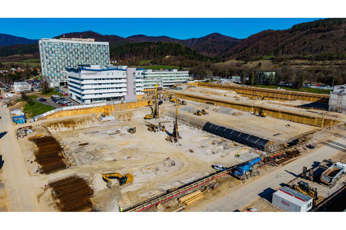 FOTO: Ako pokračuje výstavba v Rooseveltovej nemocnici, foto 5