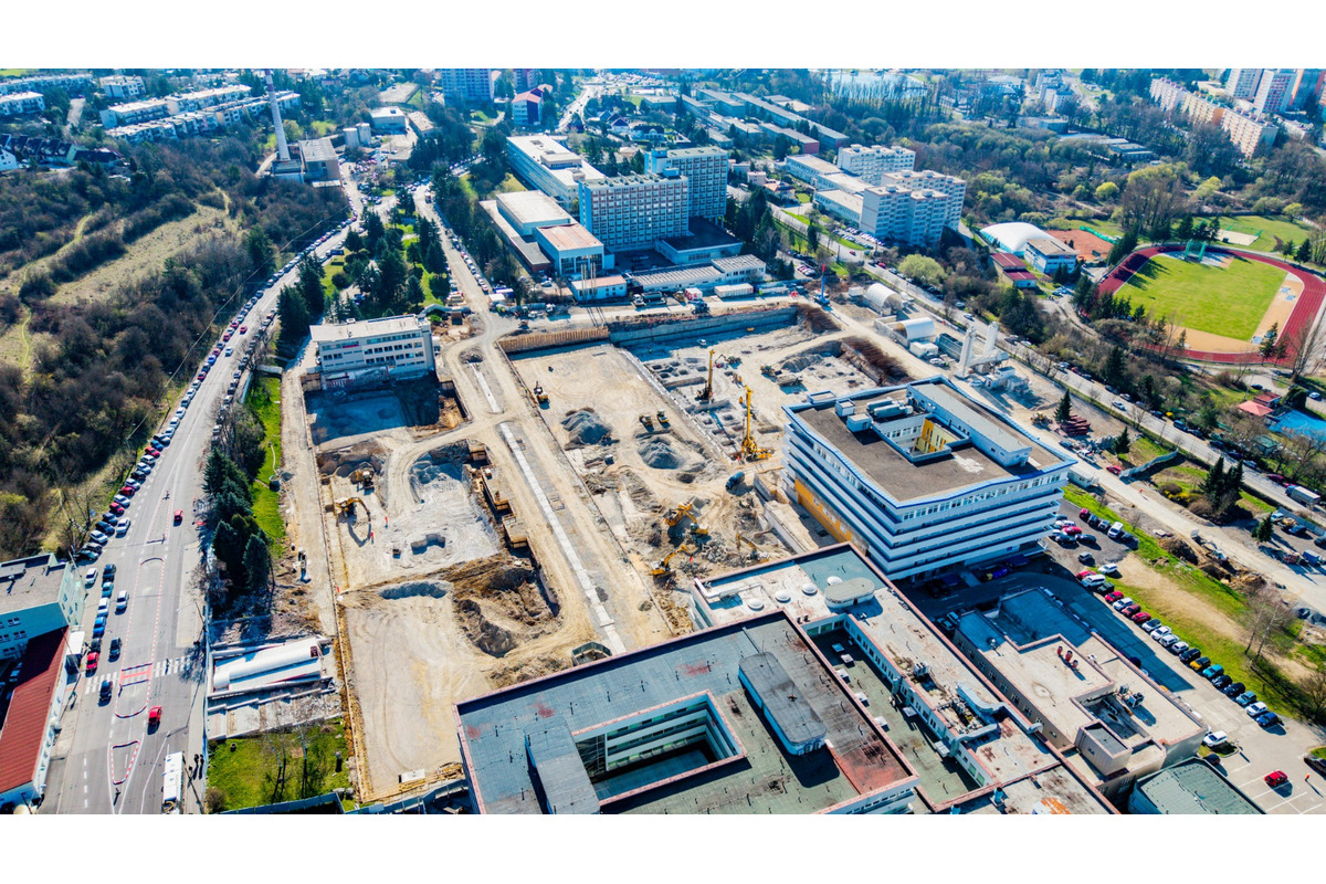 FOTO: Ako pokračuje výstavba v Rooseveltovej nemocnici, foto 9