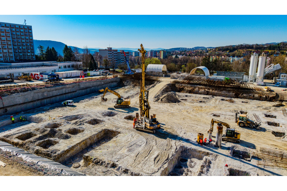 FOTO: Ako pokračuje výstavba v Rooseveltovej nemocnici, foto 11