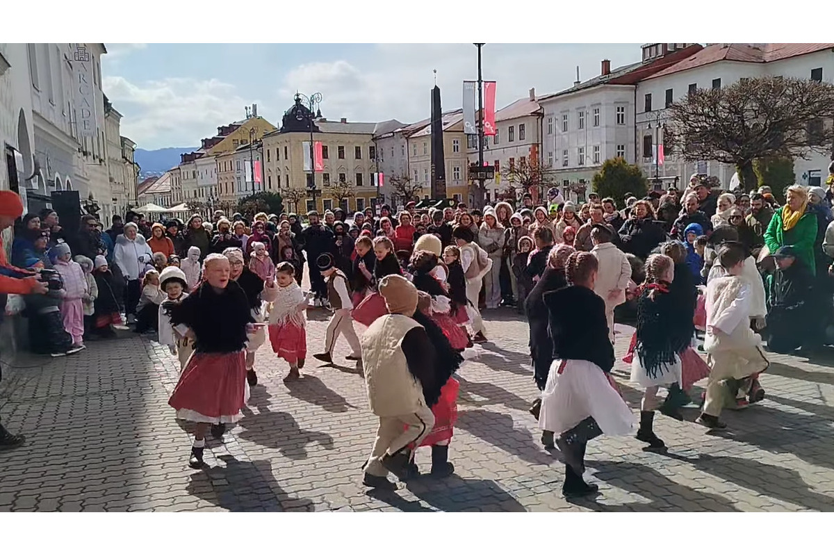 FOTO: Vynášanie Moreny v Banskej Bystrici, foto 9
