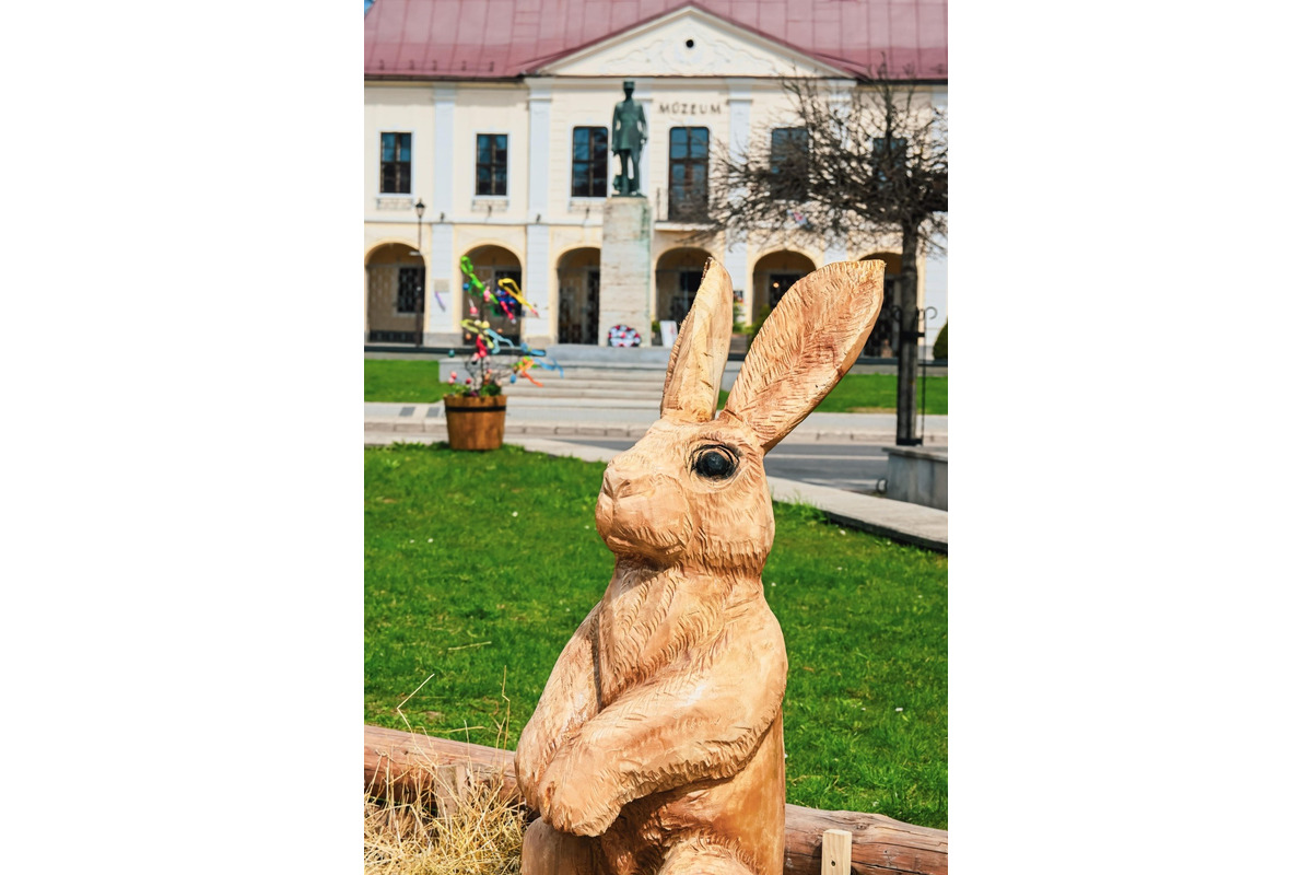 FOTO: Banskobystrický kraj vďaka Veľkonočnej výzdobe ožil farbami, foto 11