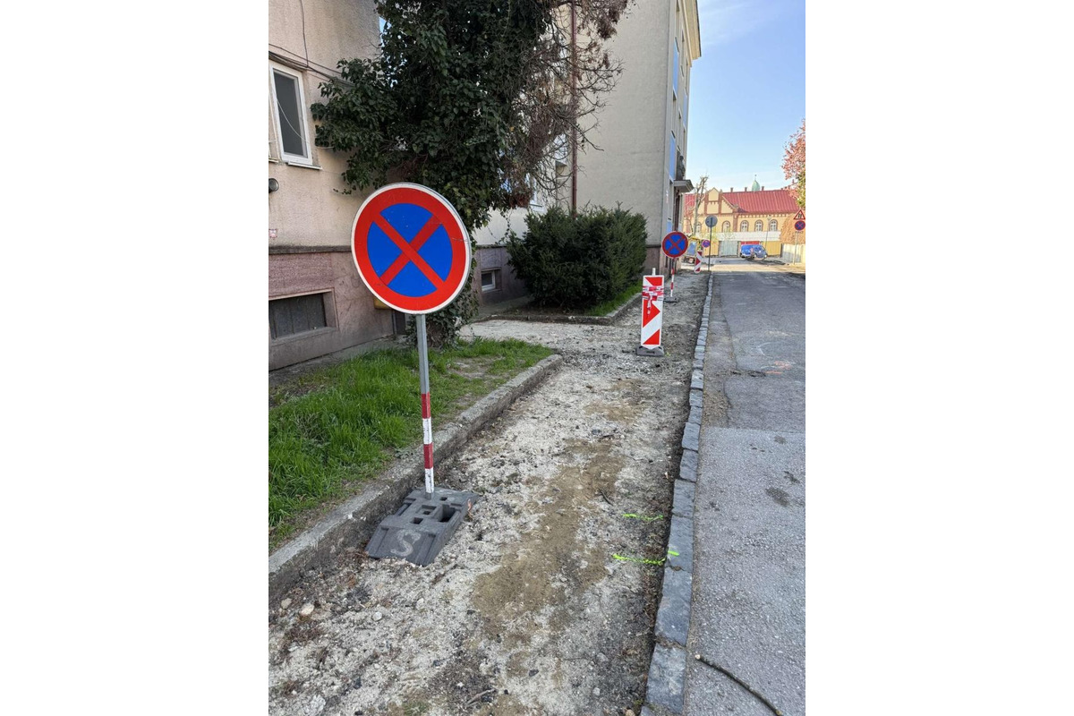 FOTO: Rekonštrukcie v Lučenci, nové cesty a chodníky v centre aj na Rúbanisku II., foto 4