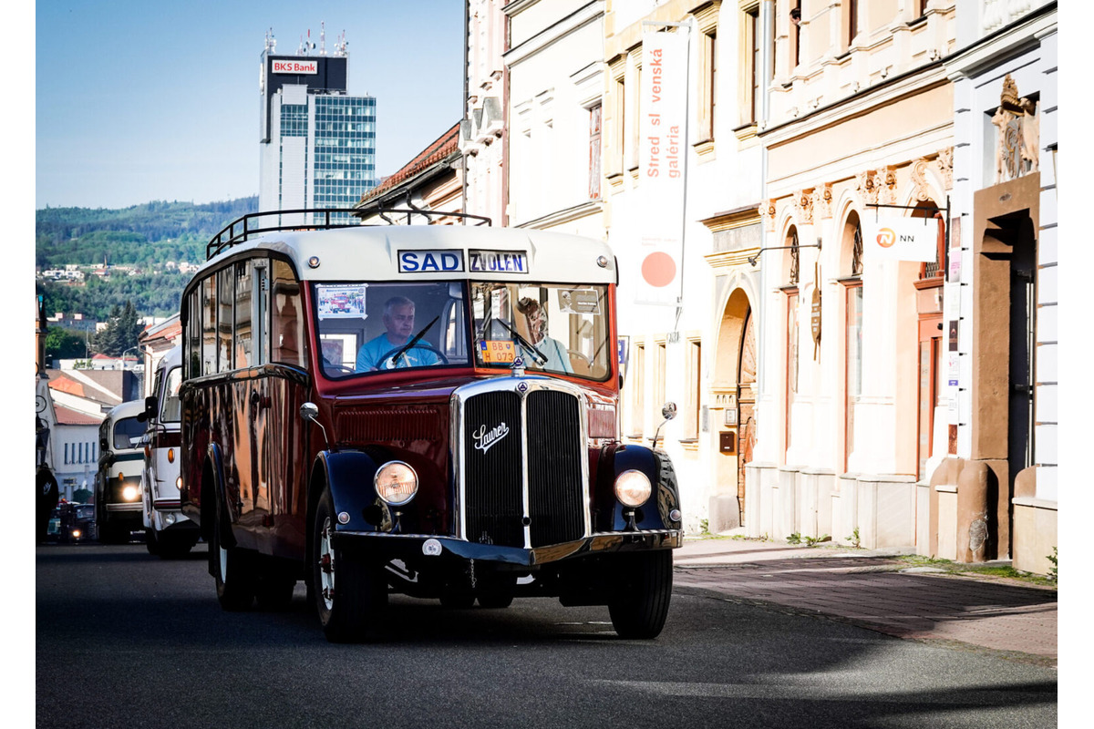 FOTO: Prvého mája sa v Bystrici bude tradičný zraz fanúšikov historických áut, foto 3