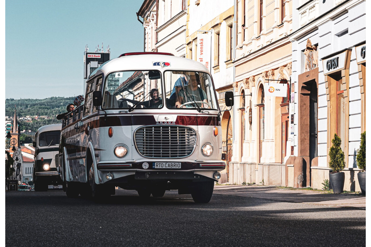 FOTO: Prvého mája sa v Bystrici bude tradičný zraz fanúšikov historických áut, foto 5