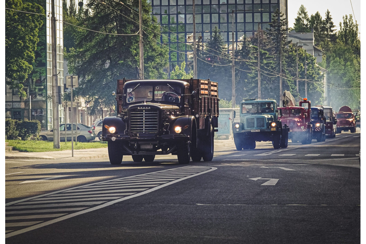 FOTO: Prvého mája sa v Bystrici bude tradičný zraz fanúšikov historických áut, foto 7