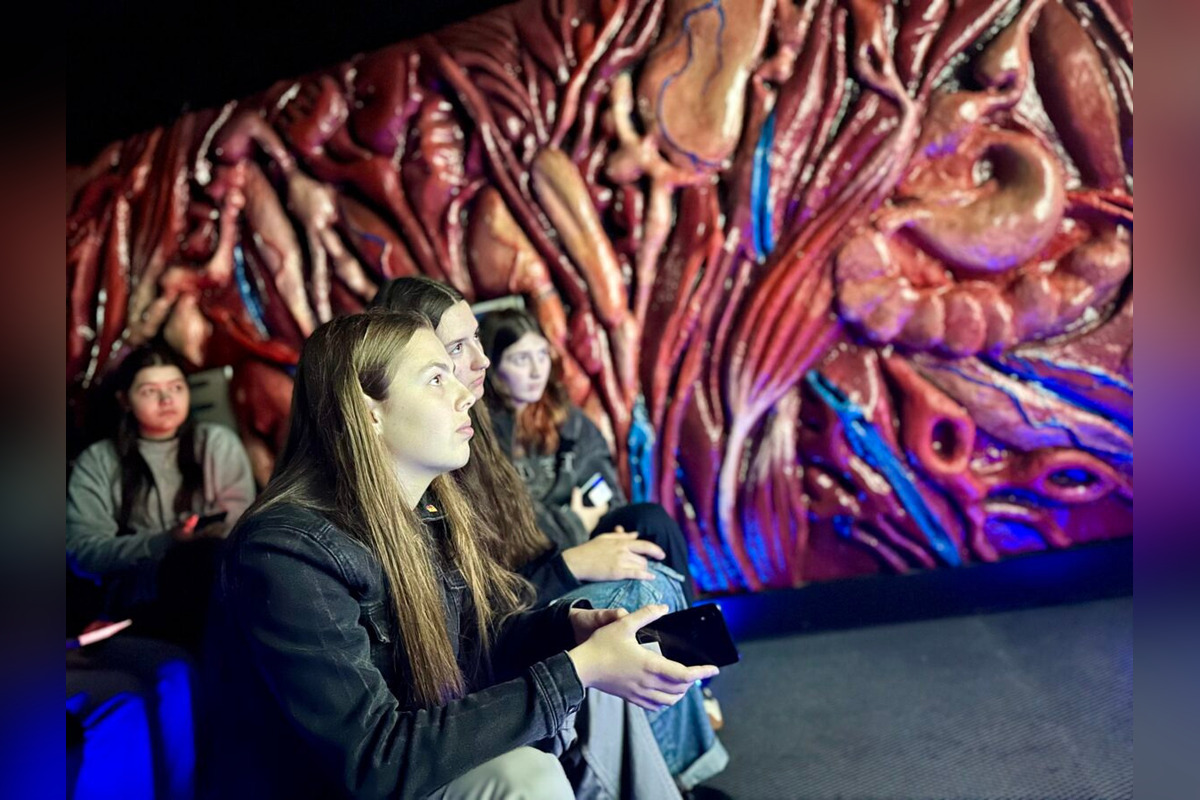 FOTO: Do Banskej Bystrice sa vráti protidrogový vlak Revolution train, foto 3