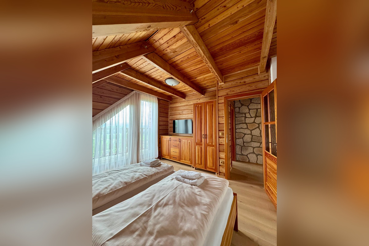 FOTO: Komplex v Sebechleboch, foto 5