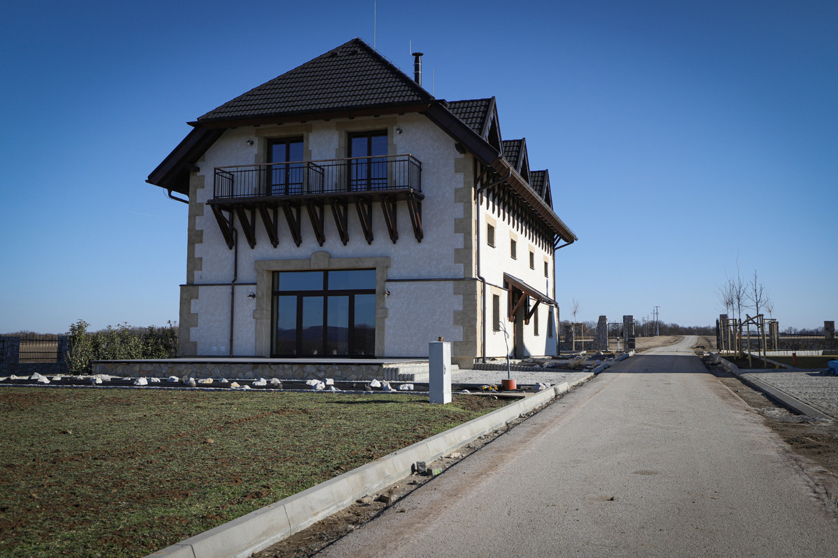 FOTO: Komplex v Sebechleboch, foto 11