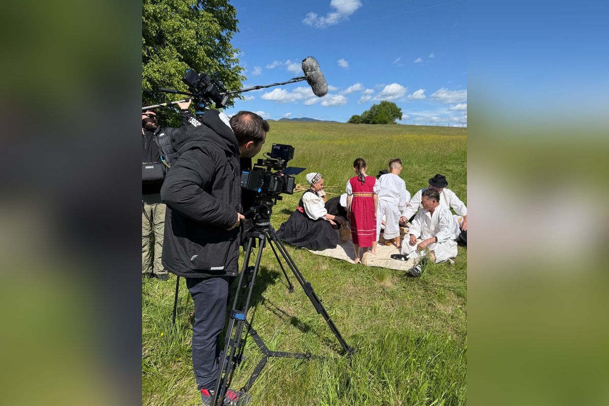 FOTO: Do Očovej zavítal Slovenský deň kroja. Kde všade nakrúcali?, foto 5