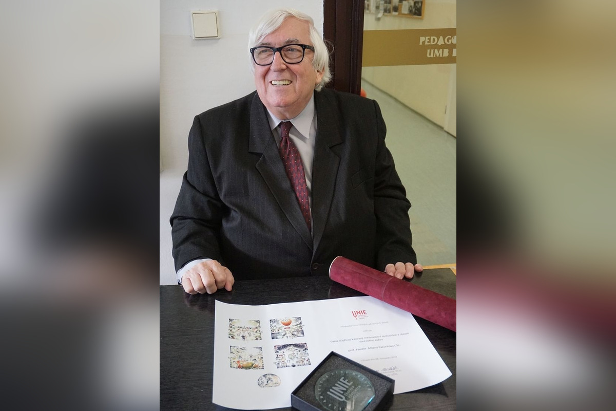 FOTO: Zomrel Milan Pazúrik, Ladislav S., foto 3