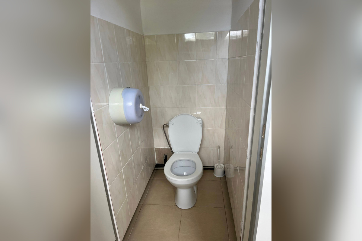 FOTO: Banská Bystrica opäť kontrolovala stav plážového kúpaliska. Vypočul nájomca všetky pripomienky?, foto 1