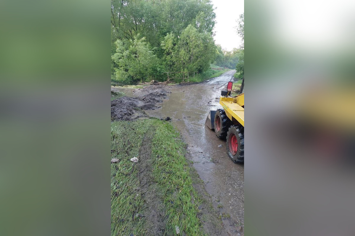 FOTO: Podpoľanie zasiahla intenzívna búrka, v Hrochoti ulice zatopila voda, foto 2