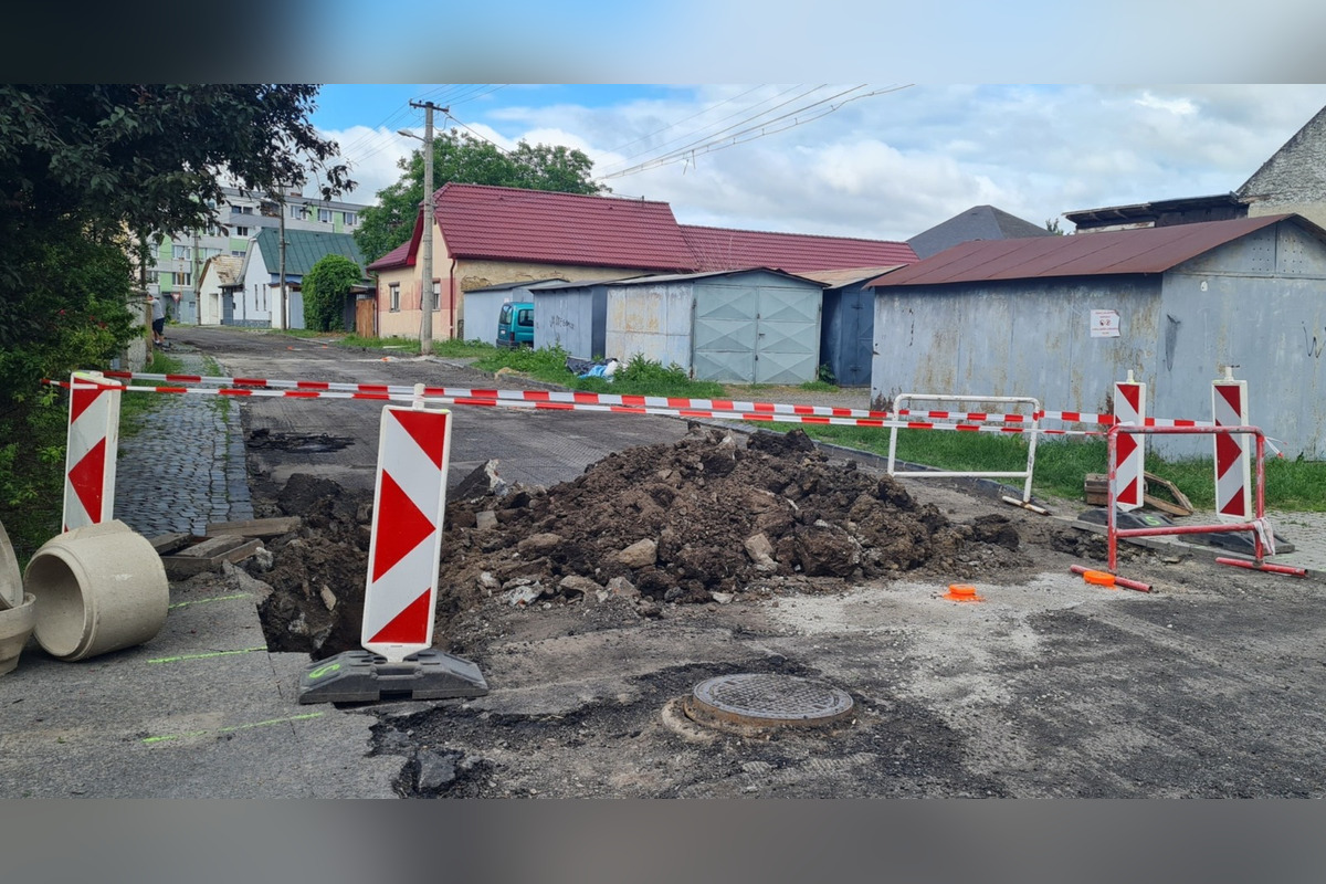 FOTO: Rekonštrukcia Radničnej ulice vo Fiľakove, foto 1