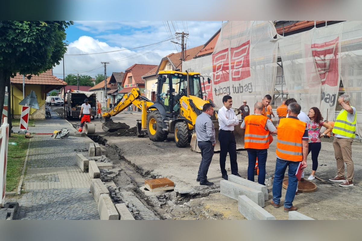 FOTO: Rekonštrukcia Radničnej ulice vo Fiľakove, foto 2