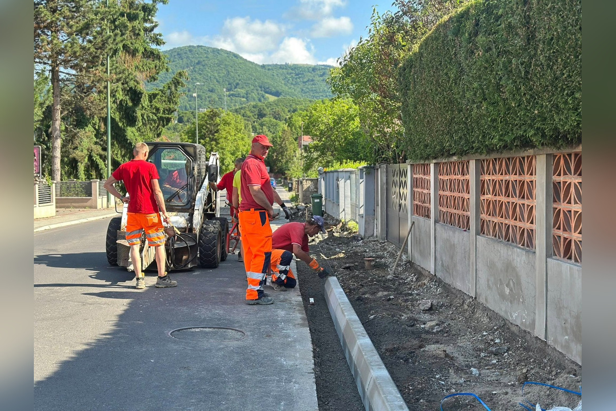 FOTO: Rekonštrukcia chodníkov v Banskej Bystrici, foto 8
