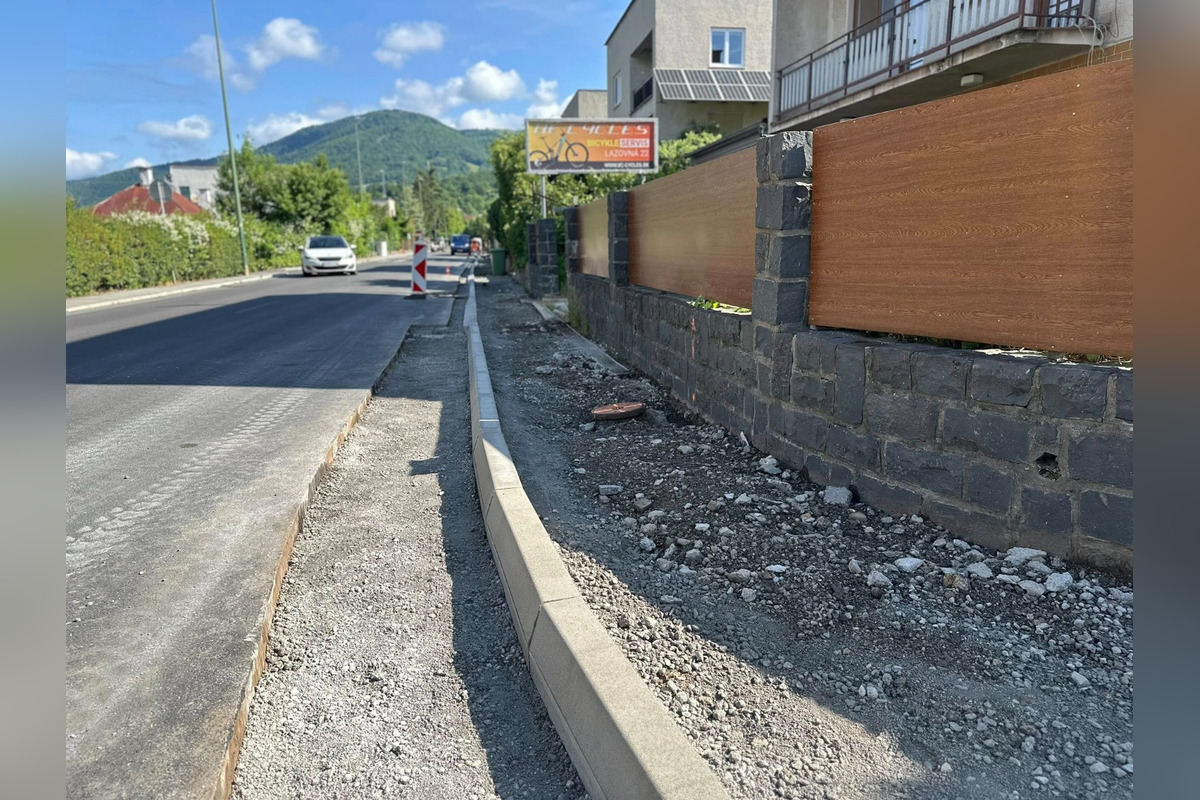 FOTO: Rekonštrukcia chodníkov v Banskej Bystrici, foto 9