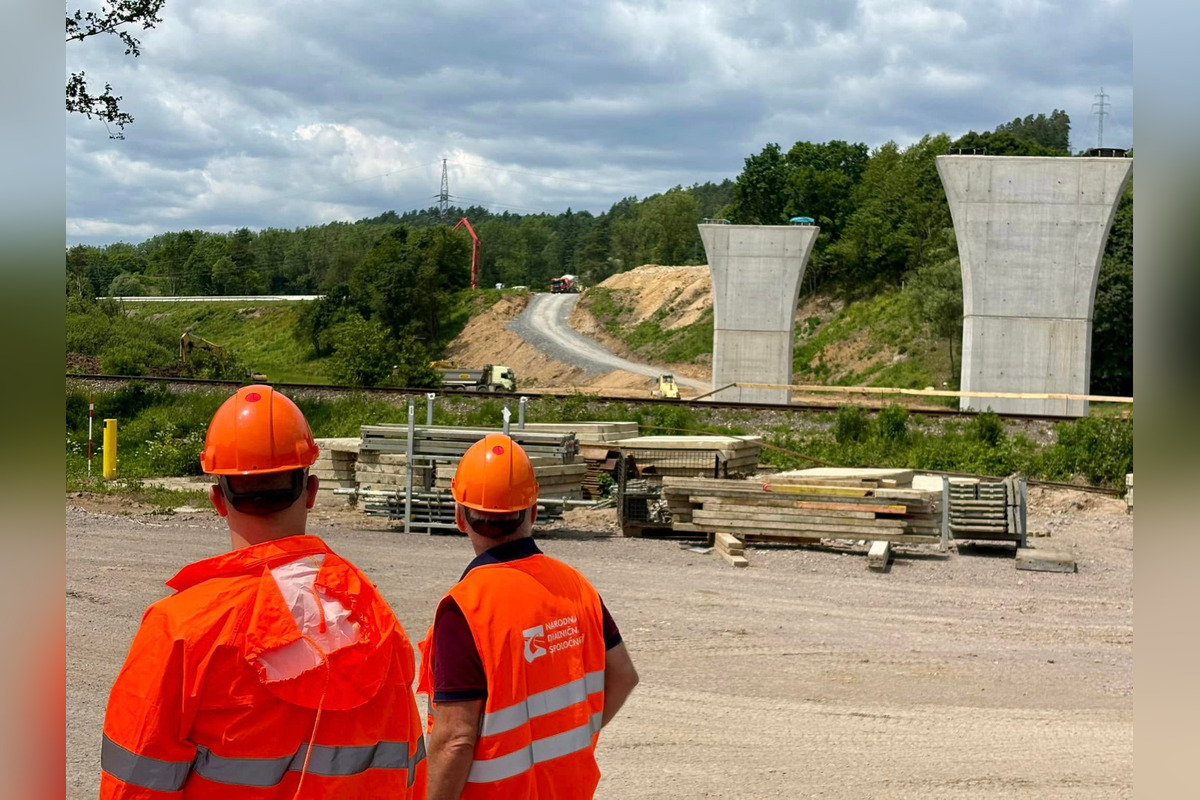 FOTO: Práce na výstavbe predĺženia R1 po Slovenskú Ľupču napredujú, foto 3