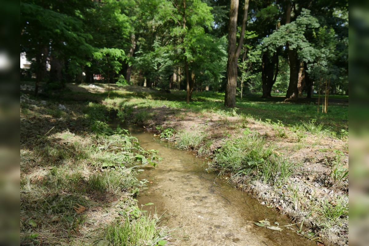 FOTO: Obnova potoka v Lučenci, foto 1