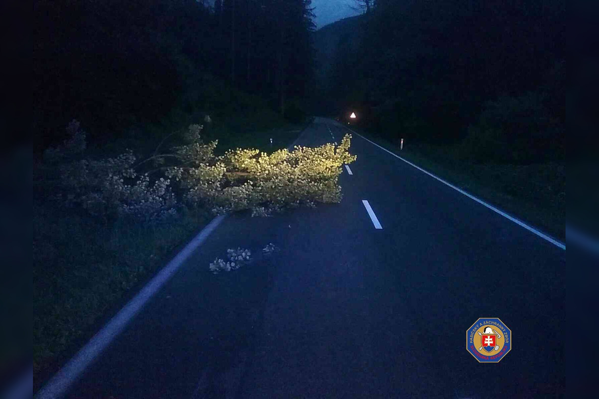 FOTO: Banskobystrický kraj zasiahli búrky, foto 10